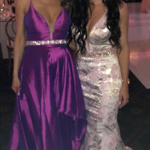 Gorgeous dress with pink and metallic gold - Picture 3 of 6